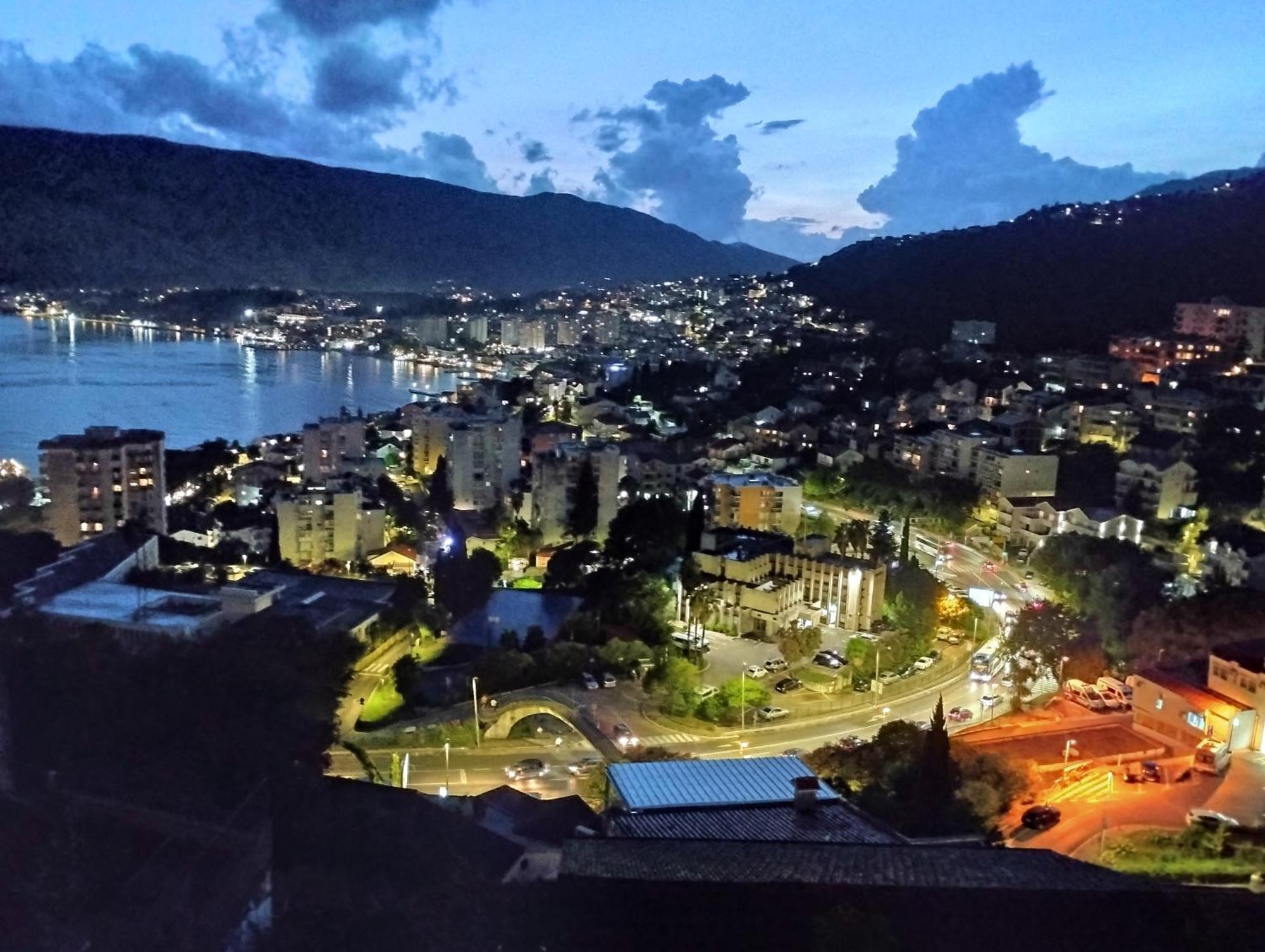 Apartmani Lovor Herceg Novi Ngoại thất bức ảnh
