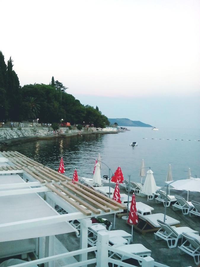 Apartmani Lovor Herceg Novi Ngoại thất bức ảnh